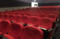 映画館の4割『赤字』　2024年度・映画館市場【4年ぶり縮小】　「動画配信サービスの台頭」も脅威に…