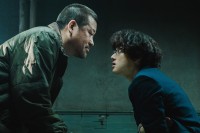 【山田裕貴＆佐藤二朗】フィンランドへ…　映画『爆弾』　ヘルシンキ国際映画祭・特別招待上映決定！　新場面写真も9点公開！！