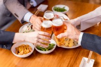 居酒屋で食事した『34人発症』　「ノロウイルス」集団食中毒　店を【営業禁止】処分に…