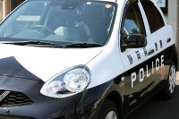 畑から『柿盗む』＆男性に車をぶつけ【逃走】　男性教諭(63)緊急逮捕　教諭は「けがをさせるつもりはなかった…」