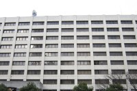 少女と『何度も性交』　県立学校教諭(33)逮捕　教諭は「(少女とは)SNSで知り合った…」