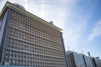 『女性(10代)にストーカー行為』　県立高校教諭(38)逮捕　教諭は「（被害女性に）好意があった…」