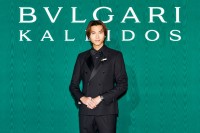 庄司浩平登場！　『ブルガリ カレイドス 色彩・文化・技巧』展　庄司「時代を超えた旅をした感覚にもなります」