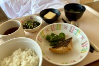 給食を5年以上『勝手に持ち帰り』家で食べる　国立病院職員(60代)停職処分　【検食】も適切に実施せず…