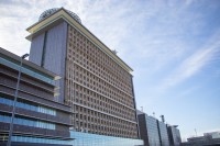 5時間飲酒後『ふらつきながら運転』、勤務中に無断外出・畑から【梨盗む】　「複数の教職員」を懲戒処分