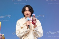 松村北斗(SixTONES)登場！　「anummy（アニュミー）」発表会　松村「ボウリングのスコアを伸ばしたい」