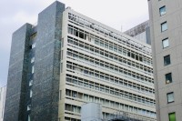 女子生徒に『何度もわいせつ行為』、作業を指示された教頭【屋上から転落死】など…　「6人の教職員」懲戒処分