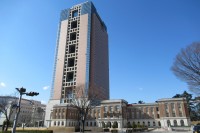 【教え子の男子生徒】と『何度も性交』　県立高校・女性教諭(30代)懲戒免職　教諭は「冷静な判断ができなかった…」