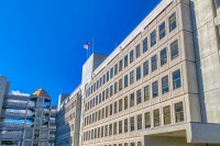 【学校のトイレ】で女子生徒と『複数回・わいせつ行為』　中学校教諭(38)懲戒免職　教諭は「勘違いしてしまった」