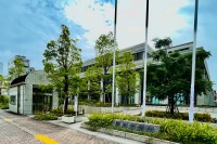 脱衣所で『女性の裸』盗撮　市役所職員(25)逮捕　被害者が【動画撮影中のスマホ】発見…