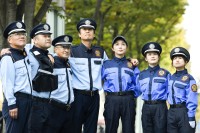 なぜ警備員の高齢化と人手不足は止まらないのか――待遇改善とデジタル活用で変わる「安全を守る仕事」