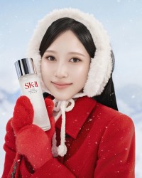 MINA(TWICE)登場！　【SK-II】2026年ホリデーキャンペーン　「子どものようなときめきを、ずっと。」発表！！