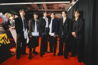 SixTONES 登場！　『MTV VMAJ 2026』　「Group of the Year」を含む4冠受賞！！