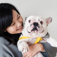 犬が飼い主に懐かなくなる4つのダメ行動とは　無意識にやっているNG行為や理想的な接し方まで解説