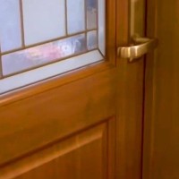 犬2匹を家族に預け『37時間後に帰宅した』結果→ドアを開けた瞬間に…思わず感動する『愛にあふれたおかえりなさい』に3万再生の反響