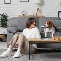 愛犬が飼い主の後ろから離れない理由4つ　そばにいたがる心理や飼い主ができる対応も解説