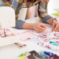 愛犬の『グッズ』が捨てられない…使わなくなったモノの活かし方や処分する際の注意点まで