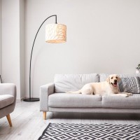 犬が『飼い主の席を横取りする』心理5つ　どんな意味があるの？注意すべき行動まで解説