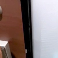 保護犬を飼い始めて5年→数時間ぶりに家に帰ると、今でも…ずっと変わらない『全力の大歓迎』に反響「なんて尊くて愛おしい」「3年ぶりレベル」