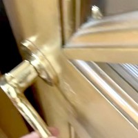 3ヶ月ぶりに『実家の犬』に会いに行った結果→ドアを開けたら『こいつ誰だ？』と警戒され…気付いた瞬間の態度が168万再生「半信半疑で草」