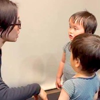 2人の男の子が悪いことをしたので叱った結果→察した大型犬が…ワンコとは思えない『まさかの光景』が1205万再生「涙出た」「健気すぎる…」