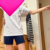 ダンスの撮影をしようとカメラを設置→踊り始めた、次の瞬間…タイミングが完璧すぎる『まさかの展開』に爆笑「不意打ちｗｗ」「可愛くて草」