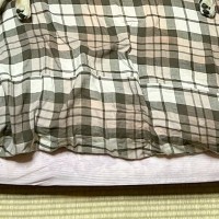 『どうしたらええんや』眠ろうと寝室に行った結果→犬がお布団で…まさかの光景が5万表示「柴枕のチャンスｗ」「同じ方向しか無理で草」と爆笑