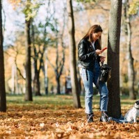 『責任感がない』犬の飼い主がしがちな行動5つ　愛犬を危険にさらすタブー行為とは？