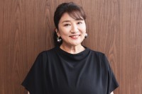 【インタビュー】松下由樹「三宅裕司さんいわく『最高傑作が出来上がる！』」　熱海五郎一座の最新作でちょいワル都知事役